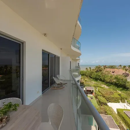 Apartamento Beachfront Modern One-bedroom With Pool, Parking *