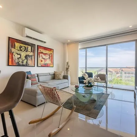 Apartamento Beachfront Modern One-bedroom With Pool, Parking Cartagena