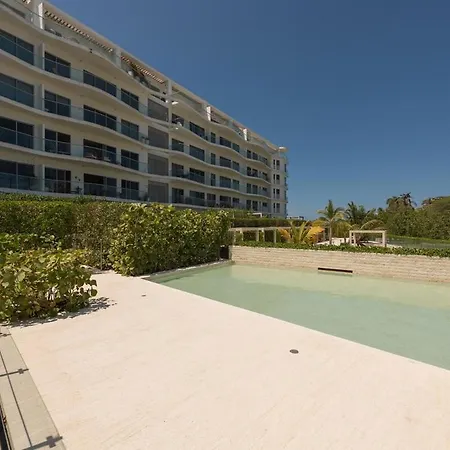 Apartamento Beachfront Modern One-bedroom With Pool, Parking Cartagena